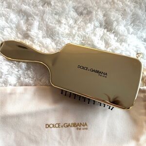 NEW Dolce & Gabbana Gold Paddle Brush